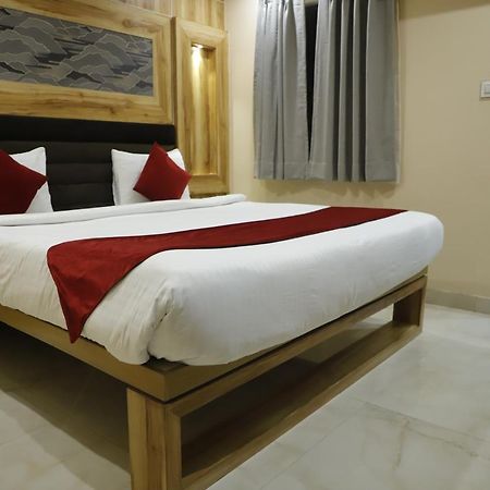 Hotel Trax International 贾姆谢德布尔 外观 照片