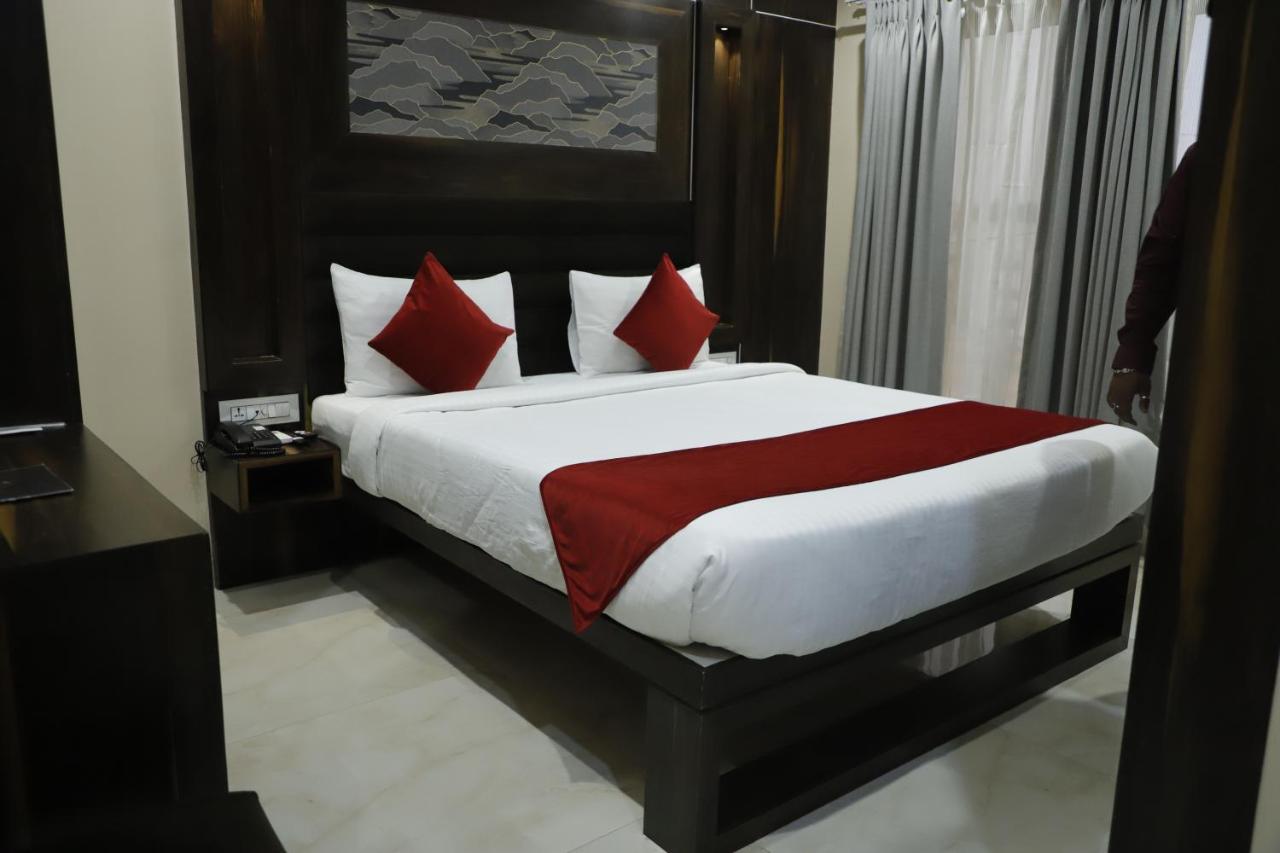 Hotel Trax International 贾姆谢德布尔 外观 照片